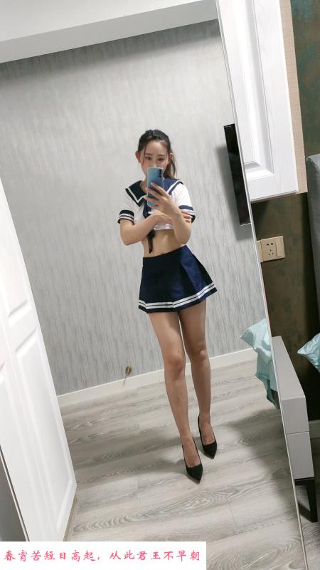 身材好皮肤白大长腿 第1张