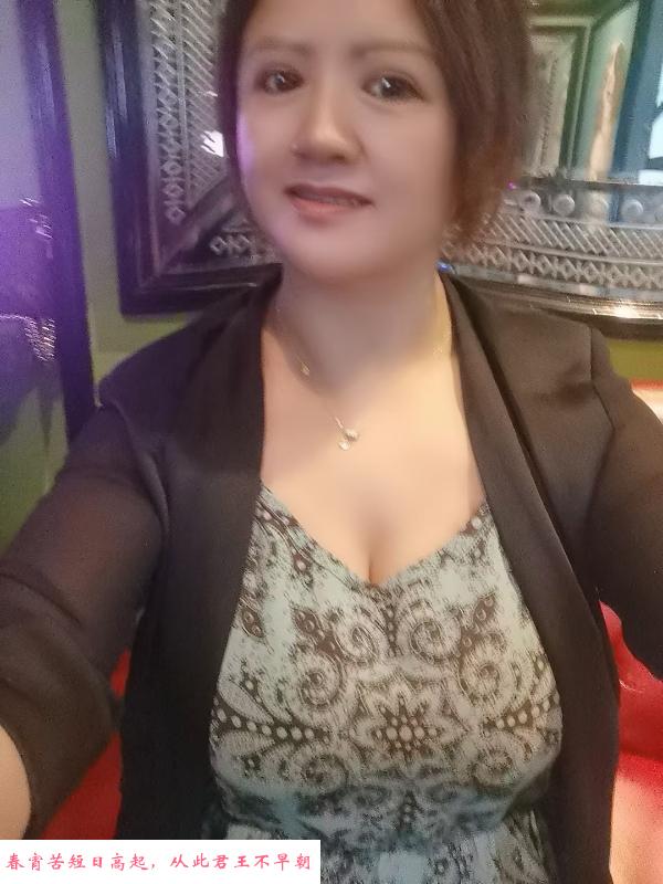 会潮喷的大胸熟女 第2张