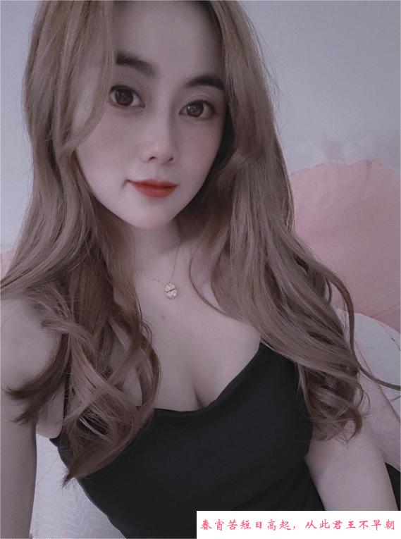大眼睛肥臀少妇玉玉 第4张