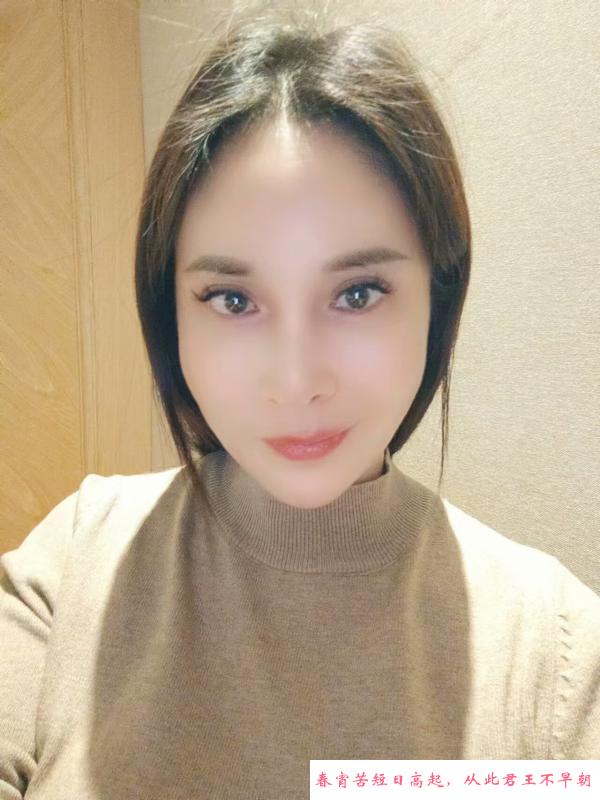 朴素小阿姨 第1张