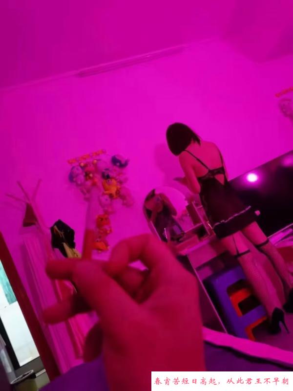 服务王骚女朋友小琳琳 第1张