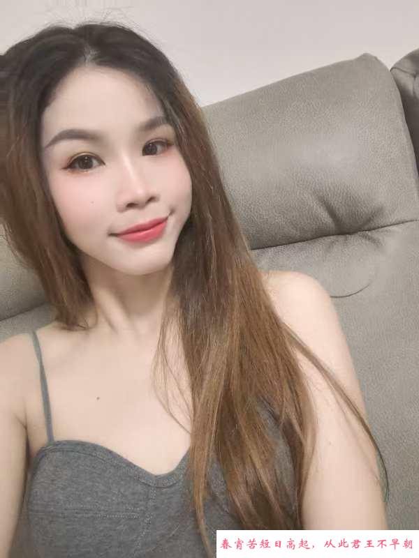 性感舌吻朵朵 第4张