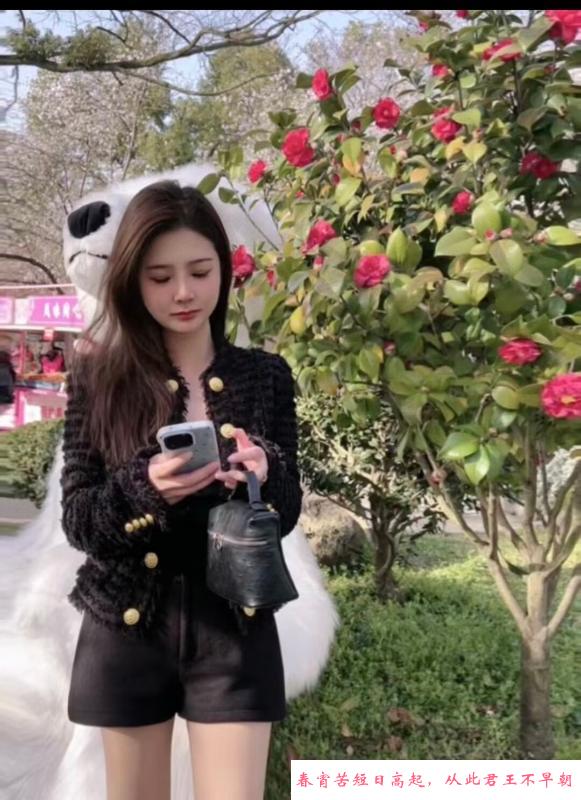 小丰满依然 第1张