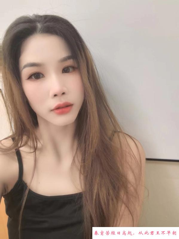 深喉倒立蛇纹小朵 第1张