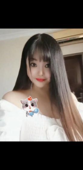 九莲塘附近大胸女 第1张