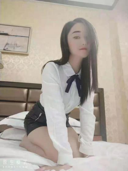 朝阳区嫩妹活好身材棒 第2张
