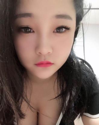 龙华大胸 第1张