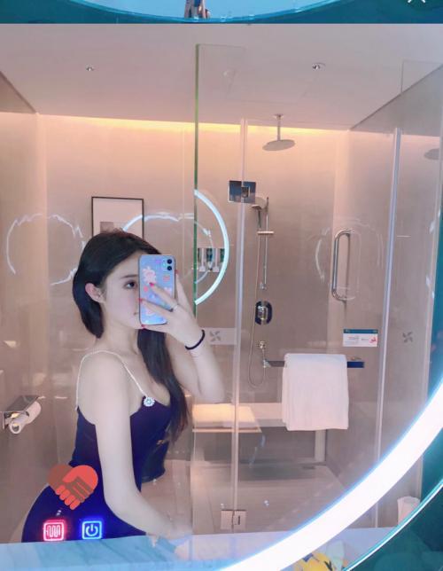 朝阳大胸妹让你体验从没体验的感受 第3张