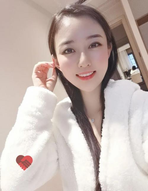 逼紧水多干爽了叫爸爸 第1张