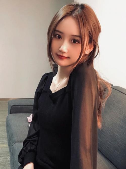 清纯小妹逼紧水多在线兼职 第3张