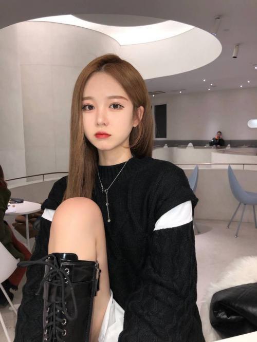 贵阳性感可爱水嫩玲珑的美女，穴紧汁水超爽 第3张