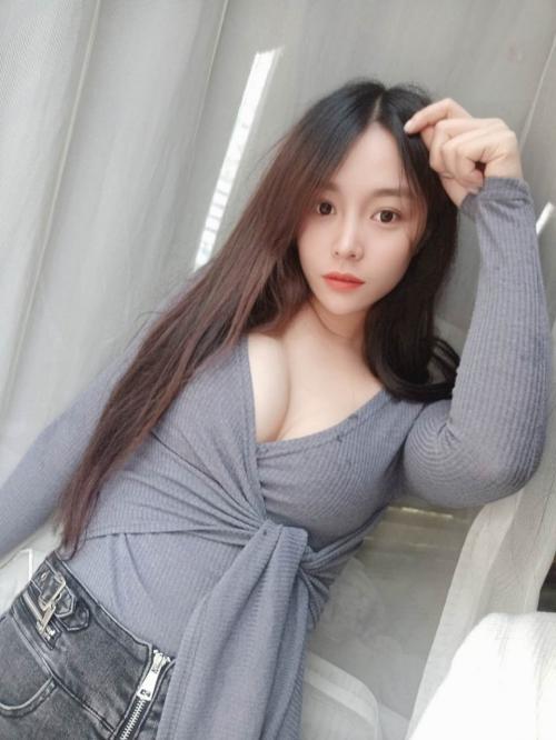身材颜值在线的小妹妹 第1张