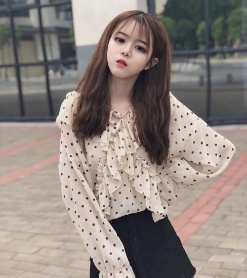 胸大性感兼职小妹 第1张