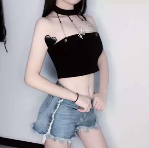 年轻兼职小妖精，嘴巴小服务好，口.活.首选 第1张