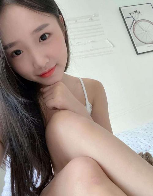 鞭策江干学妹蜜臀 第1张