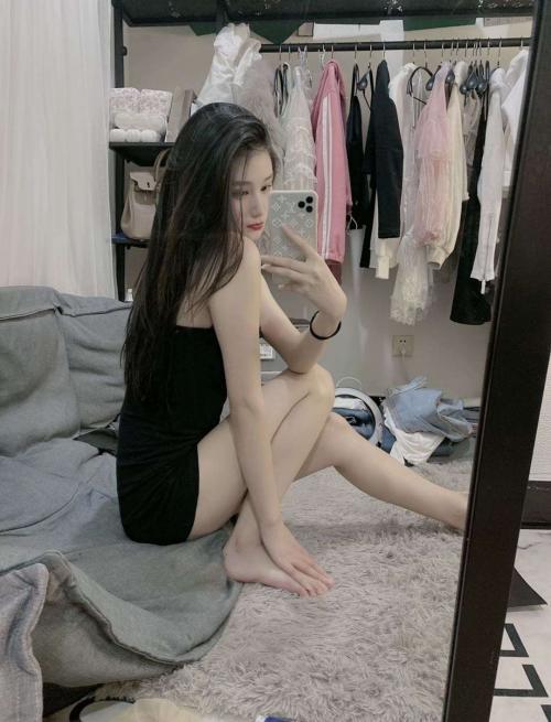 年轻小妹妹等你来宠 第2张