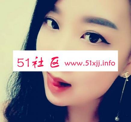 性感小美女，感觉很不错的姑娘。 第2张