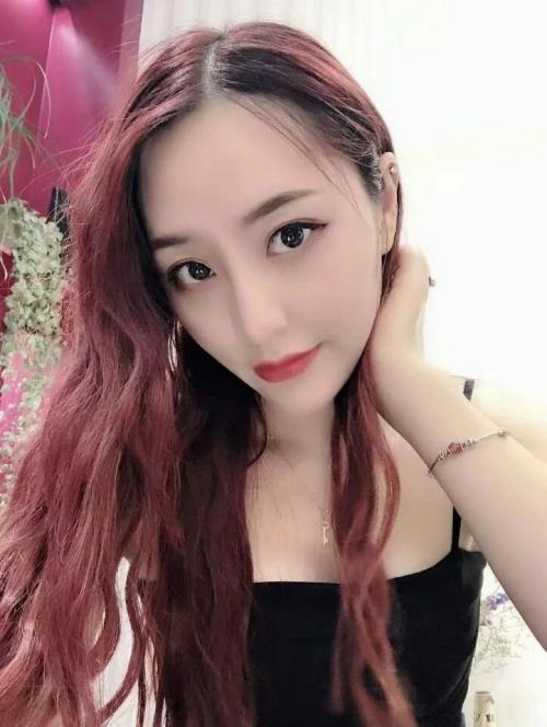 大华三路婷婷 第1张
