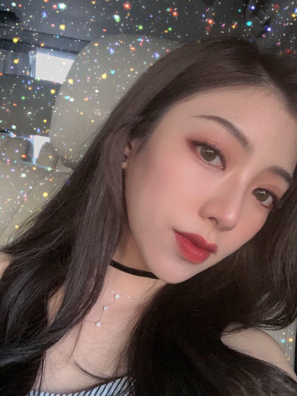 兼职的高挑女神水多紧致 第2张