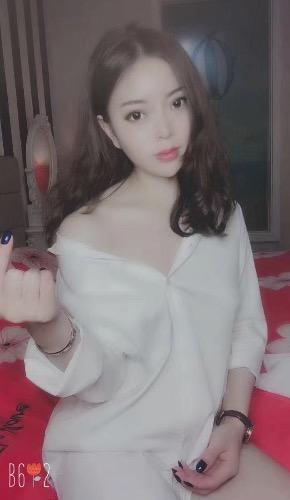新人，身材比例完美娇小型 第3张