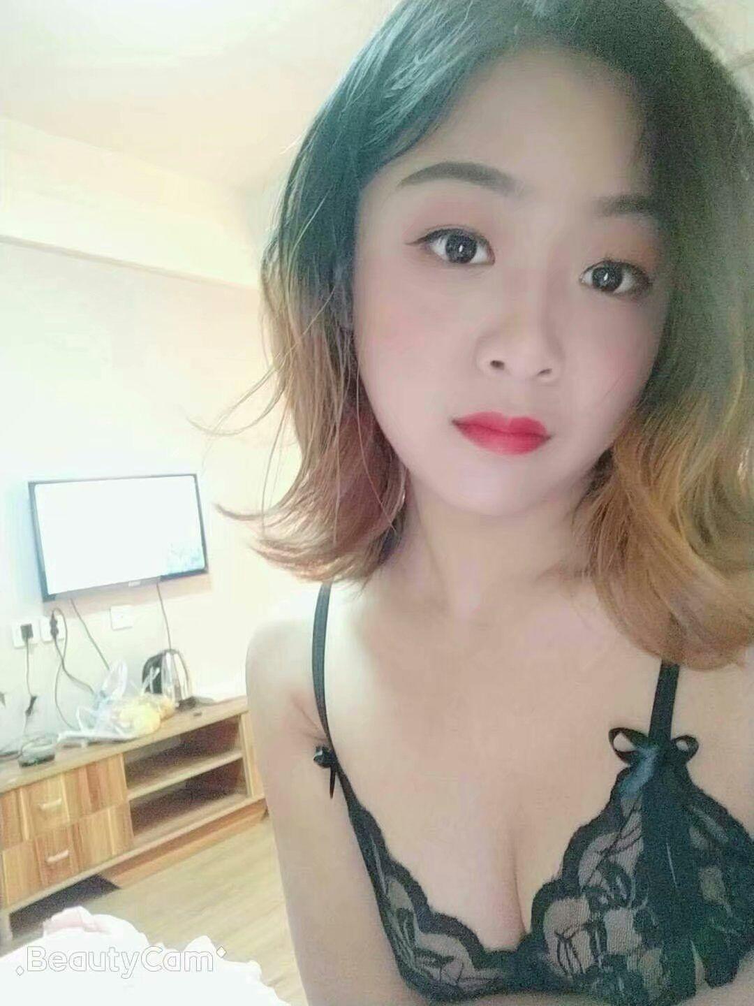 武侯区的一个妹子 第1张
