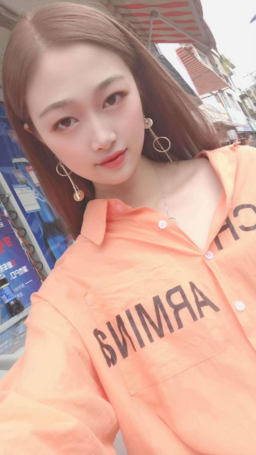 98年的妹子，良家的感觉女友168高 第2张