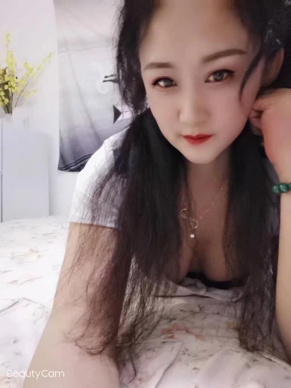 西安南门少妇 第1张