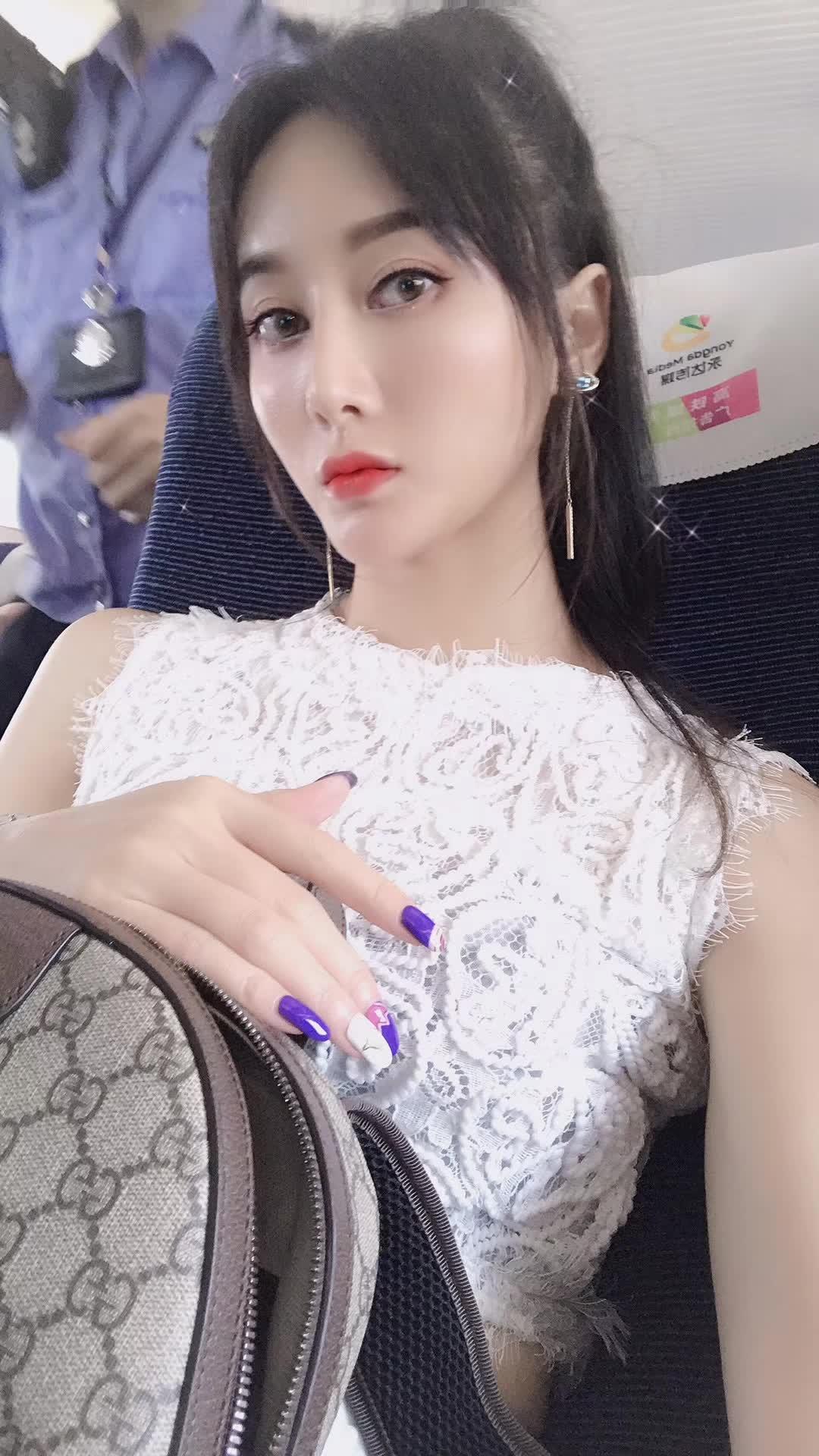极品美貌小姐姐，气质佳 第2张