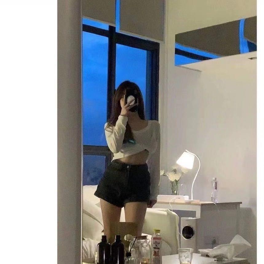 中庚超紧粉嫩小姐姐 第2张