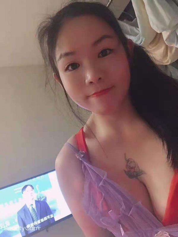 个人感觉一个不错的少妇 第1张