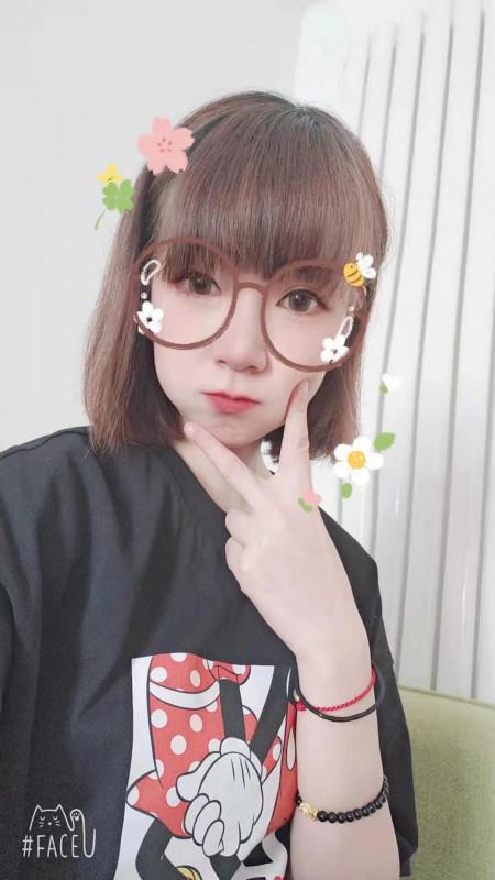 兼职嫩妹子 第1张