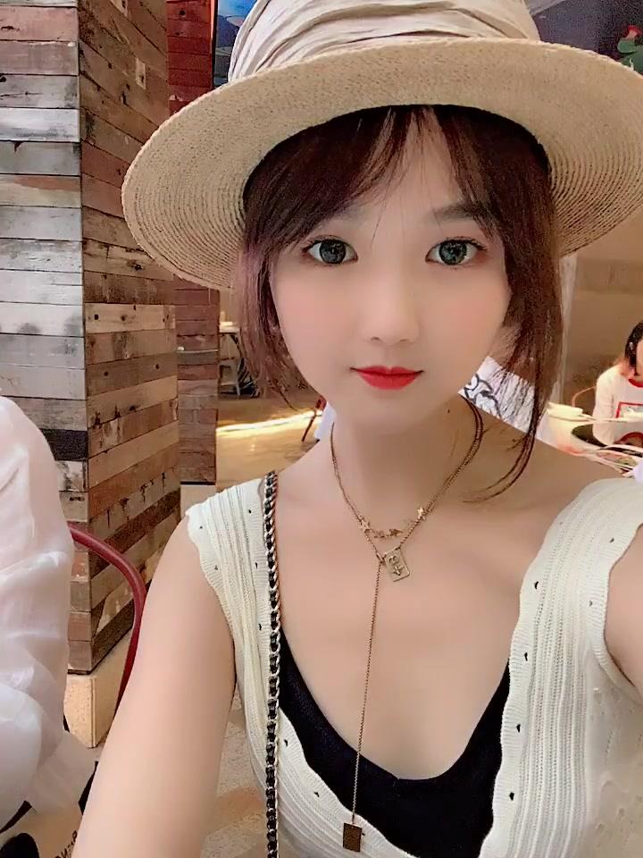 可爱的女生 第1张