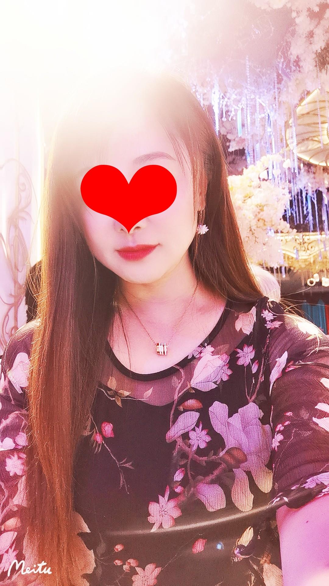 银川温州商城值得推荐的妹子！ 第1张
