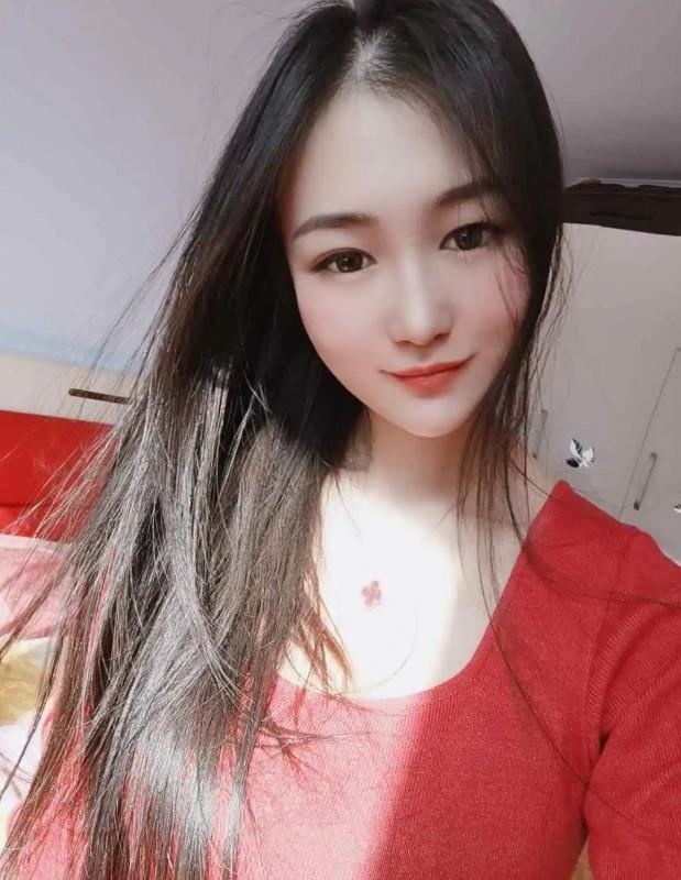 南山花花大胸妞 第1张