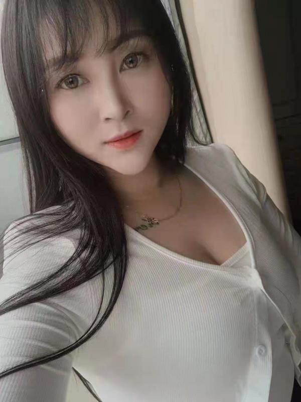 年轻嫩妹服务系 第1张