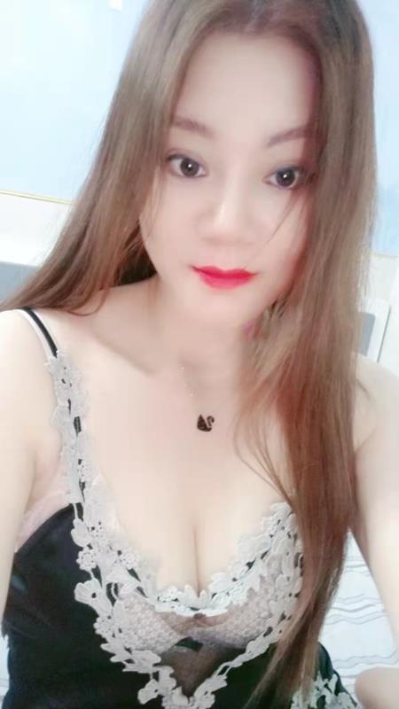 风骚大波美女圆圆 第2张