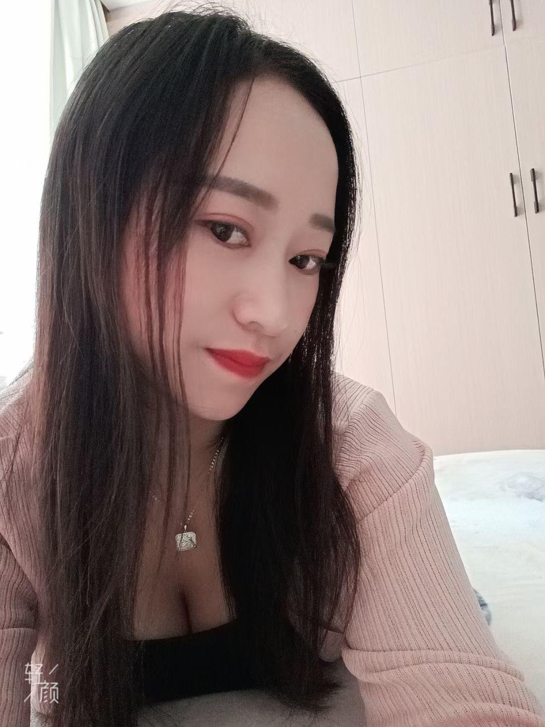服务系的妹子 第1张