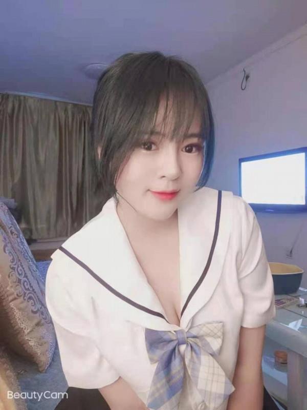 性感邻家白嫩妹子 第1张