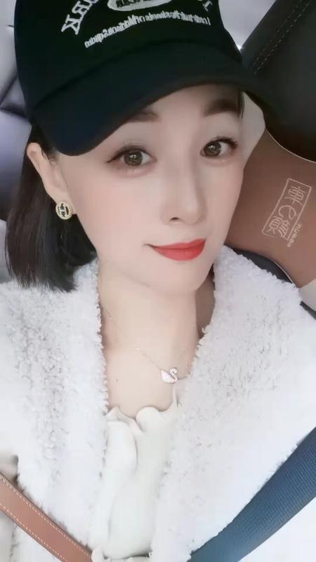 南山少妇曼丽 第1张