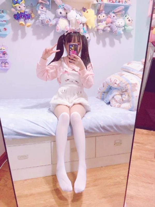 芙蓉小可爱 第2张