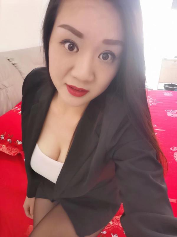 盘龙区热情小姐姐 第3张
