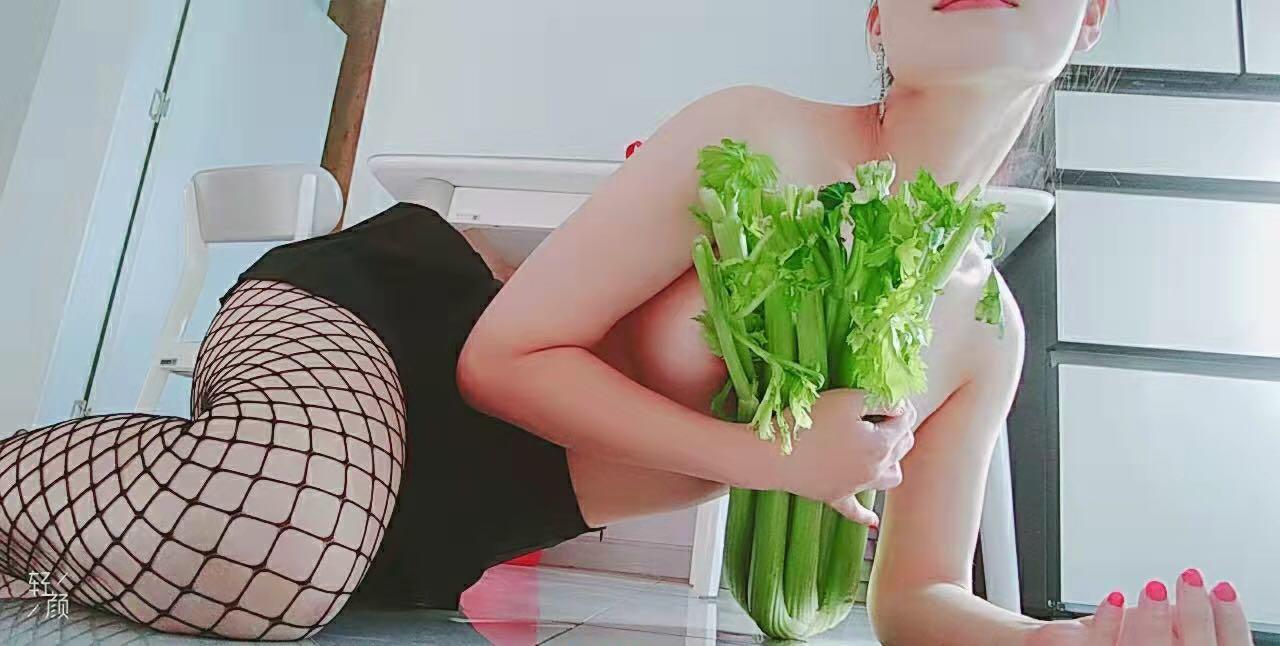 性感魅惑小妖精，会骚会撩，给哥哥们帝王级享受 第4张