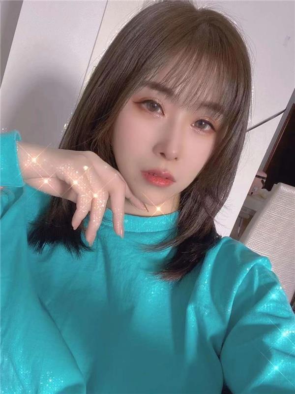 分享一个以前干过的年轻妹子小婉 第1张