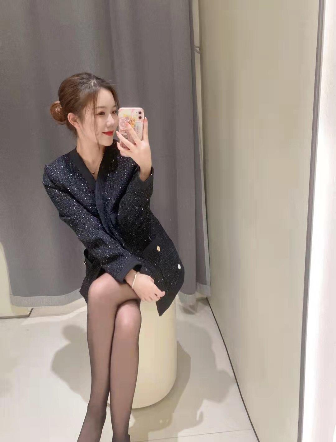 兼职御姐型模特小姐姐，大长腿，丝袜制服 第1张