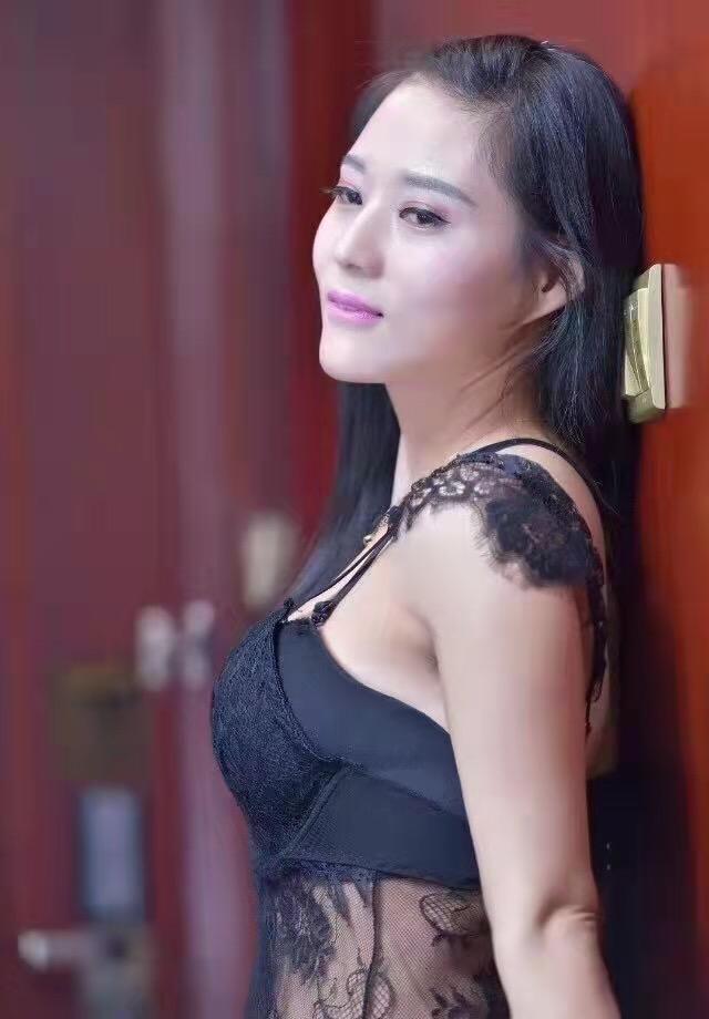 大奶馨儿专业环保（木桶浴） 第1张