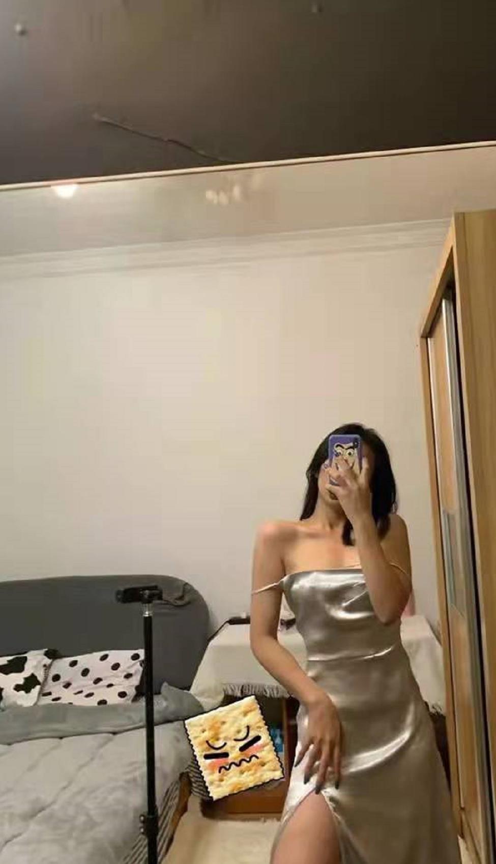 天河大胸小晴天，颜值御姐，会穿小制服 第4张