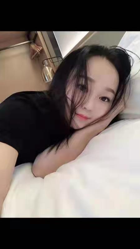 高颜值妩媚型淑女，三张搞到还要啥自行车！ 第1张